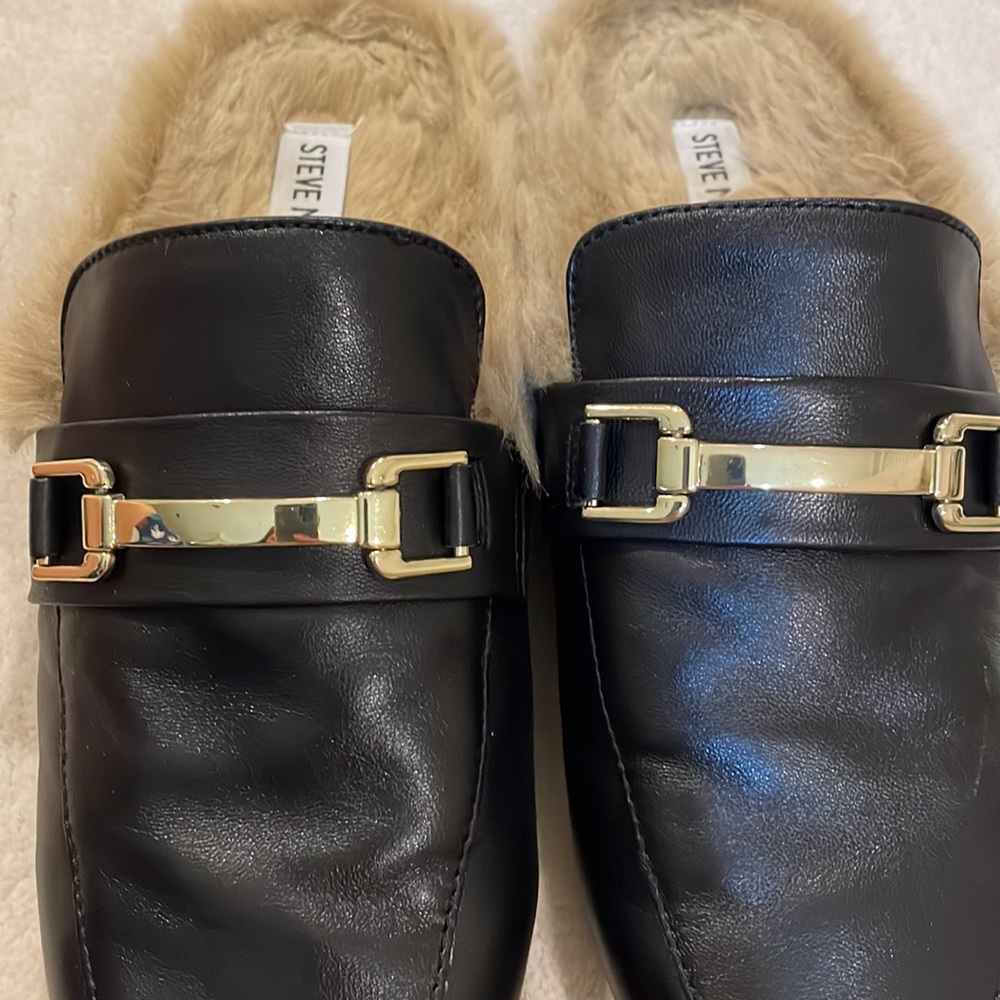 Steve Madden Khloe Black Leather Fur lined Loafer in size 10 - Picture 2 of 5